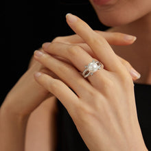 Load image into Gallery viewer, Girl with a Pearl Ring