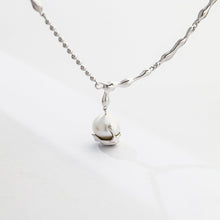 Load image into Gallery viewer, Regal Rhapsody Necklace