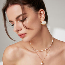 Load image into Gallery viewer, Baroque Pearl Embrace Necklace